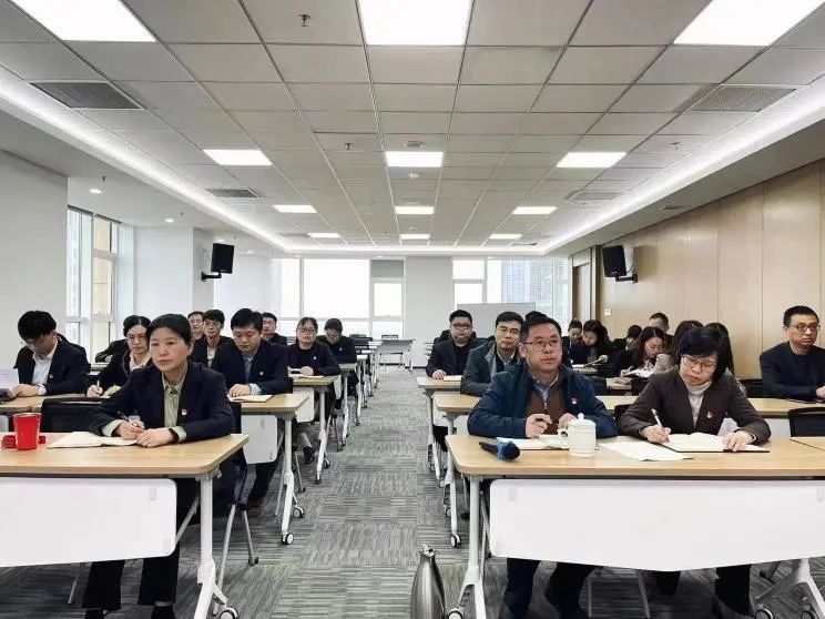 黨旗紅 春意濃｜四月主題黨日活動豐富多彩