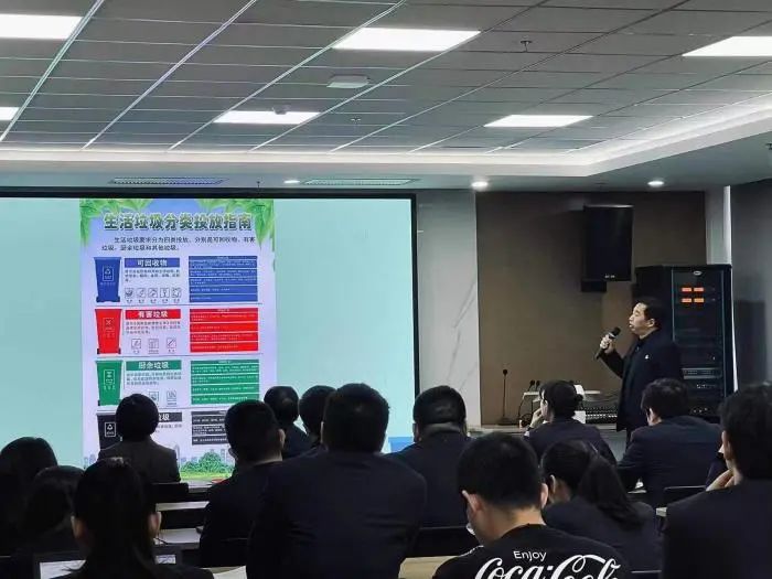 黨旗紅 春意濃｜四月主題黨日活動豐富多彩